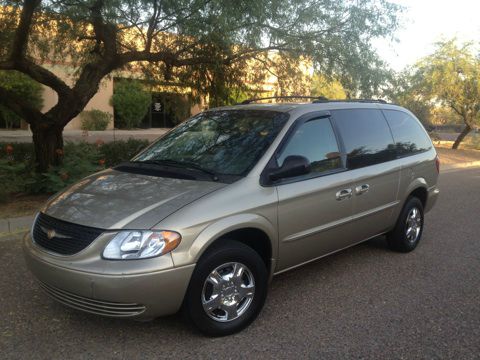 2002 Chrysler Town and Country Elk Conversion Van