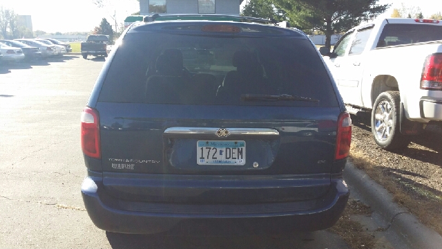 2002 Chrysler Town and Country Open-top