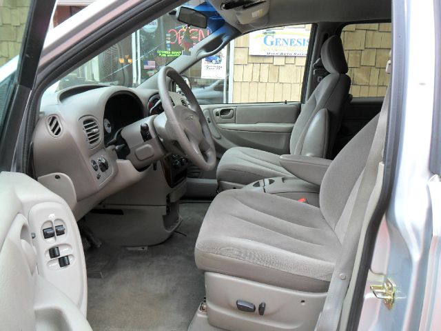 2002 Chrysler Town and Country Elk Conversion Van