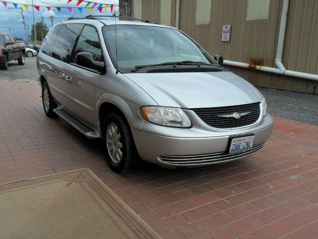 2002 Chrysler Town and Country Elk Conversion Van