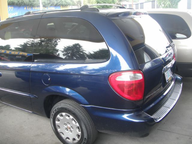 2002 Chrysler Town and Country Elk Conversion Van