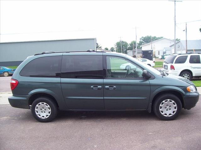 2003 Chrysler Town and Country XL Crew Cab 4x4