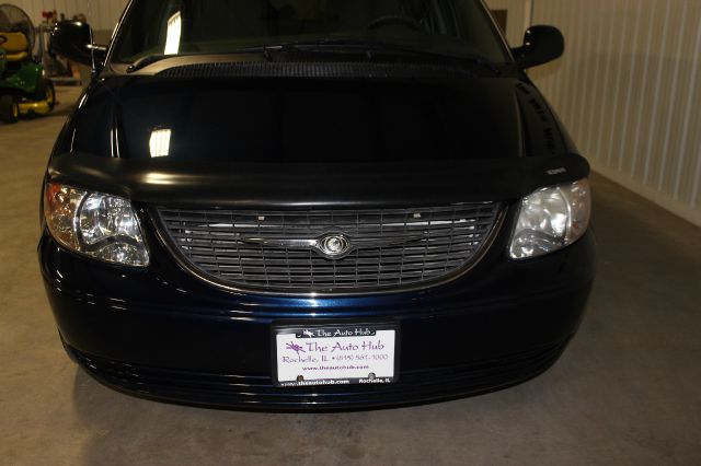 2003 Chrysler Town and Country Base