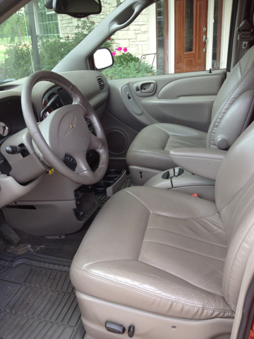 2003 Chrysler Town and Country Lariat 4WD Moon Roof