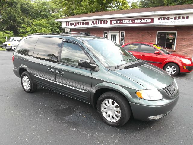 2003 Chrysler Town and Country H6 L.L. Bean