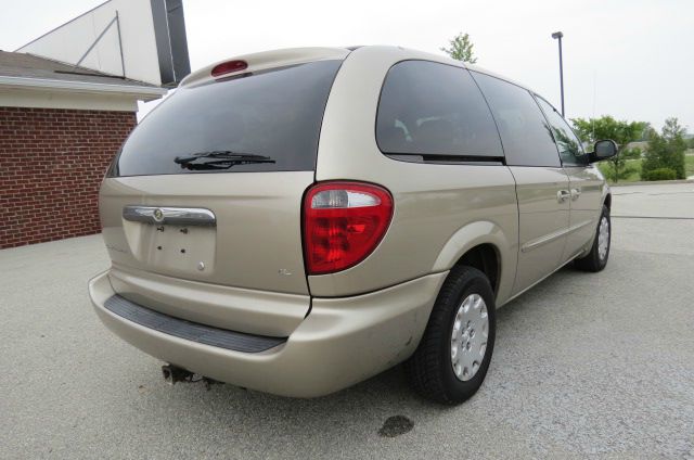 2003 Chrysler Town and Country TRD Off-road Pkg 6 1/2 Ft Bed