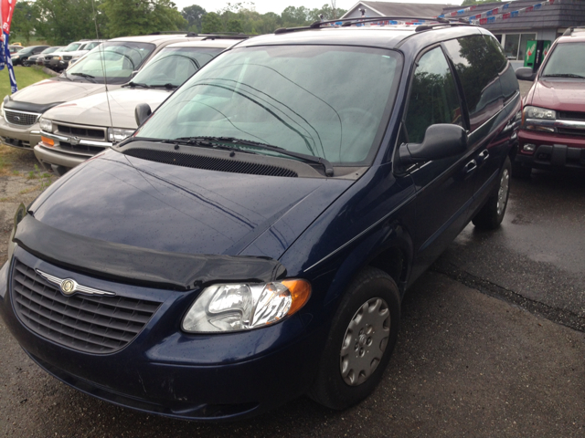 2004 Chrysler Town and Country Elk Conversion Van