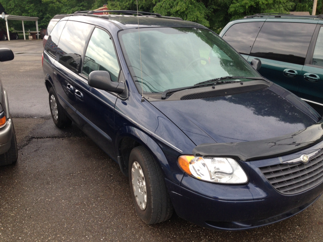 2004 Chrysler Town and Country Elk Conversion Van