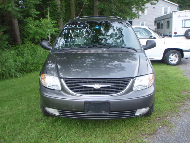 2004 Chrysler Town and Country 3.5