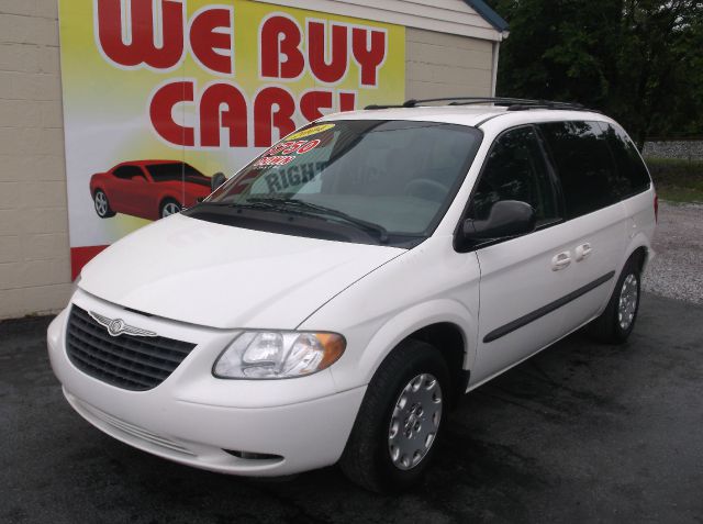 2004 Chrysler Town and Country Elk Conversion Van