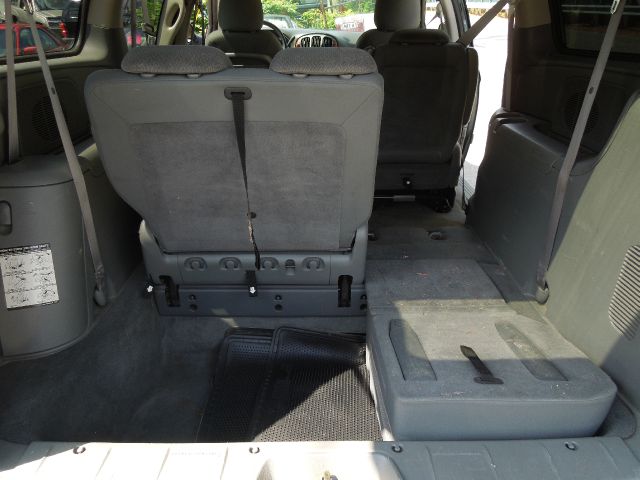 2005 Chrysler Town and Country Elk Conversion Van