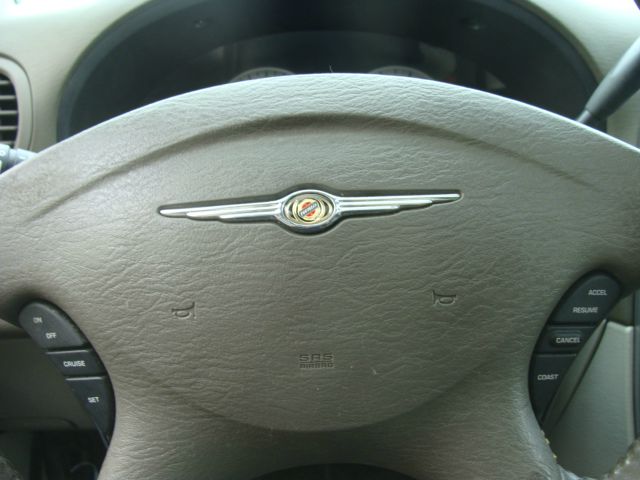 2005 Chrysler Town and Country 3.5