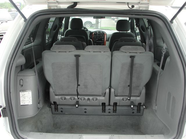 2005 Chrysler Town and Country Elk Conversion Van