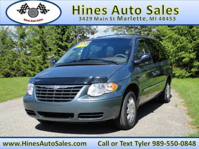 2005 Chrysler Town and Country 3.5