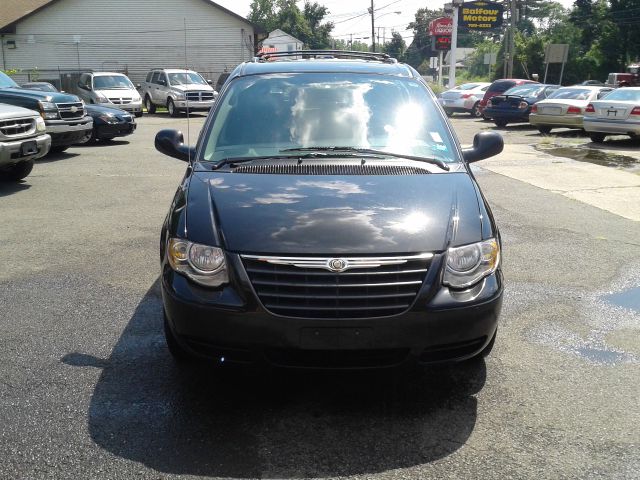 2006 Chrysler Town and Country 3.5