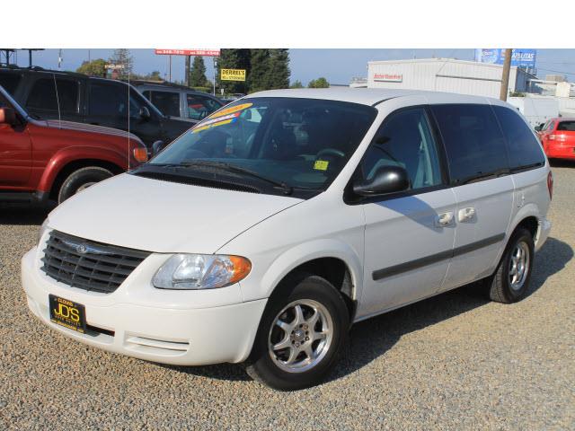 2006 Chrysler Town and Country Unknown