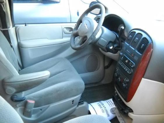 2006 Chrysler Town and Country Elk Conversion Van