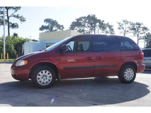 2006 Chrysler Town and Country Unknown