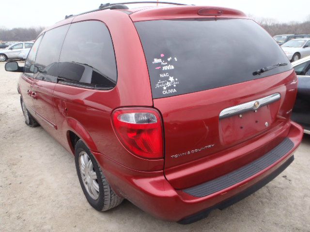 2006 Chrysler Town and Country 3.5