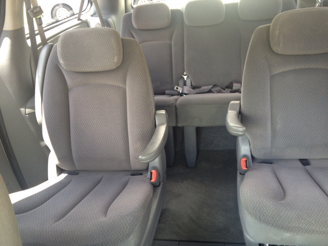 2006 Chrysler Town and Country 3.5