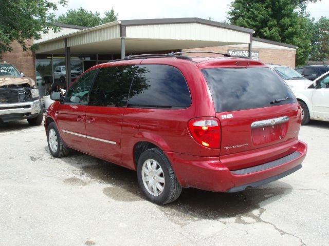 2006 Chrysler Town and Country 3.5