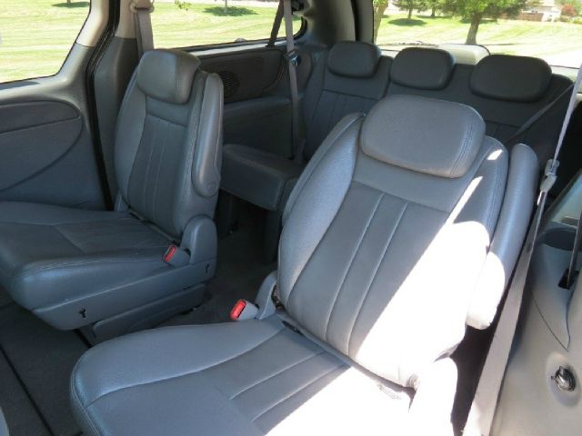 2007 Chrysler Town and Country 3.5