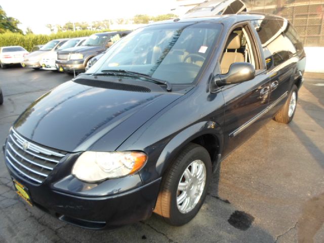 2007 Chrysler Town and Country 3.5