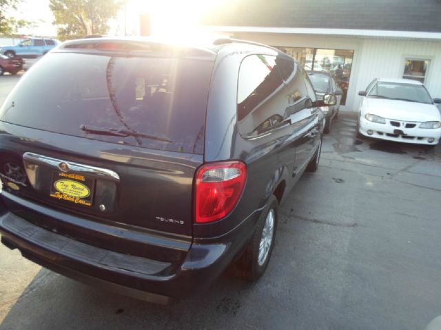 2007 Chrysler Town and Country 3.5