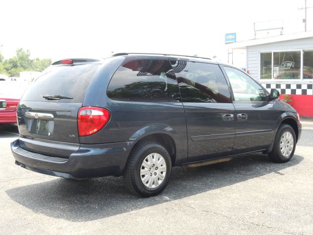 2007 Chrysler Town and Country SLT 4WD 15