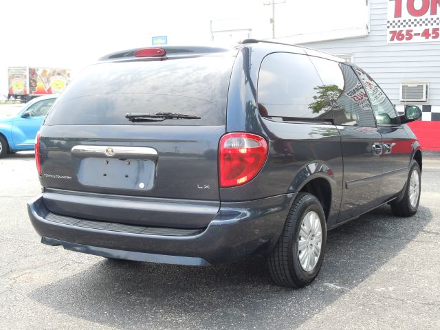 2007 Chrysler Town and Country SLT 4WD 15