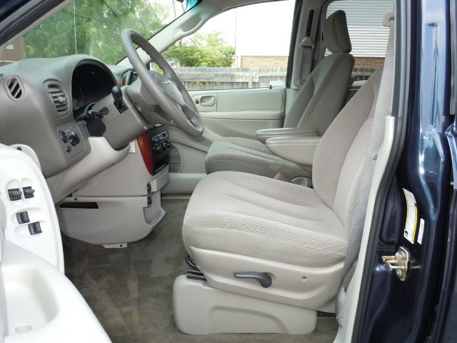 2007 Chrysler Town and Country SLT 4WD 15