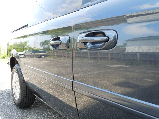 2007 Chrysler Town and Country SLT 4WD 15