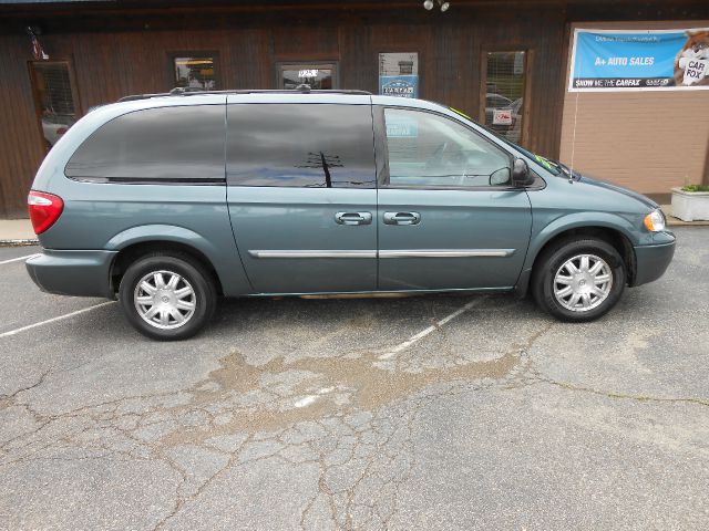 2007 Chrysler Town and Country 3.5