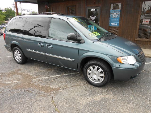 2007 Chrysler Town and Country 3.5