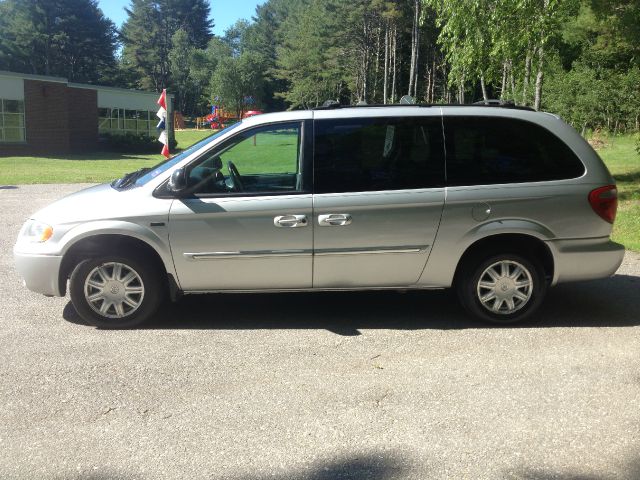 2007 Chrysler Town and Country 3.5