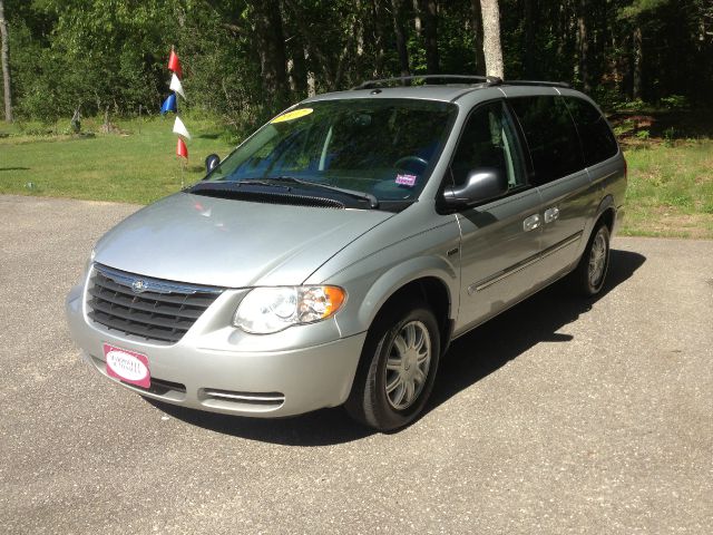 2007 Chrysler Town and Country 3.5