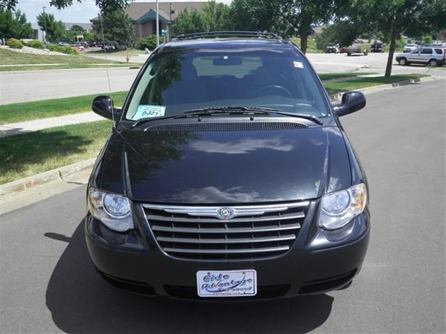 2007 Chrysler Town and Country 3.5