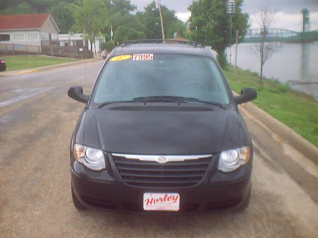 2007 Chrysler Town and Country 3.5