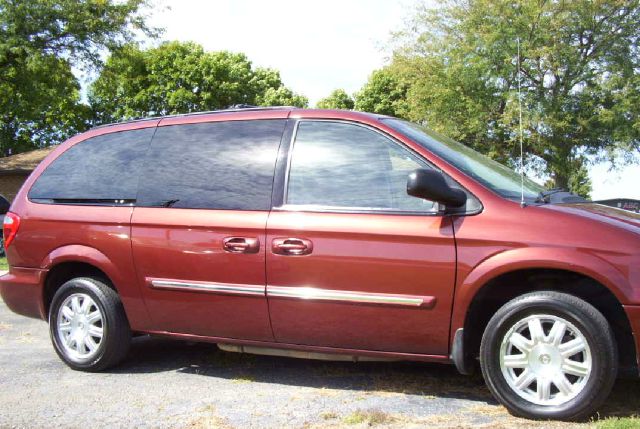 2007 Chrysler Town and Country 3.5