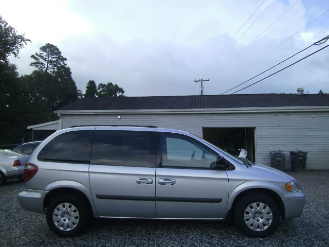 2007 Chrysler Town and Country Base