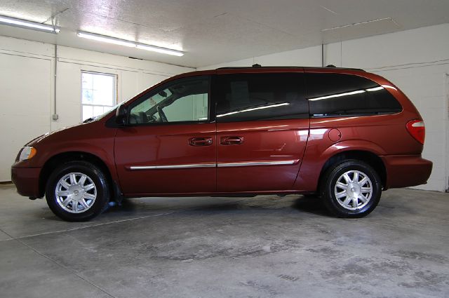 2007 Chrysler Town and Country 3.5