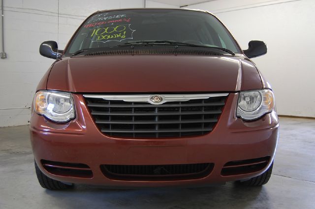 2007 Chrysler Town and Country 3.5