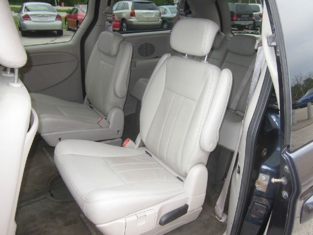 2007 Chrysler Town and Country 3.5