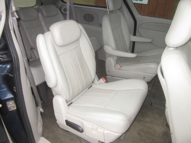 2007 Chrysler Town and Country 3.5