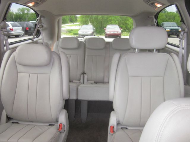 2007 Chrysler Town and Country 3.5