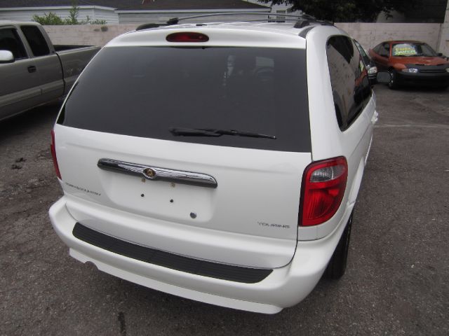 2007 Chrysler Town and Country 3.5