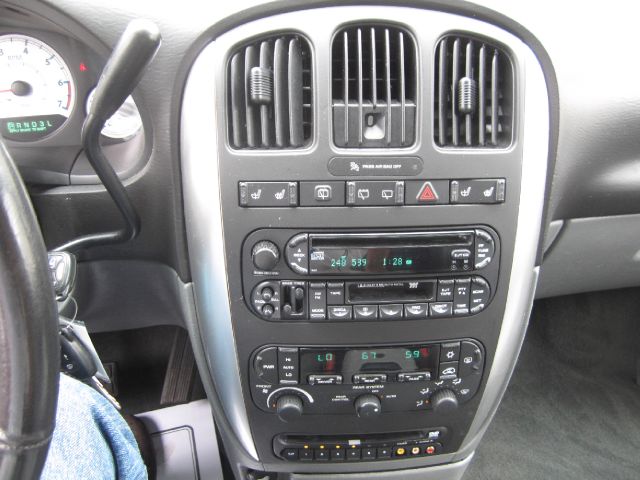 2007 Chrysler Town and Country 3.5