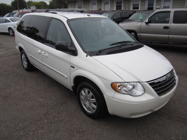 2007 Chrysler Town and Country 3.5