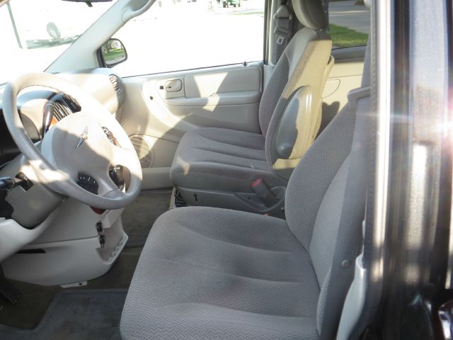 2007 Chrysler Town and Country Elk Conversion Van