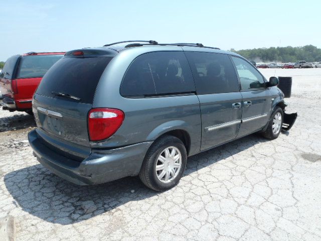 2007 Chrysler Town and Country 3.5